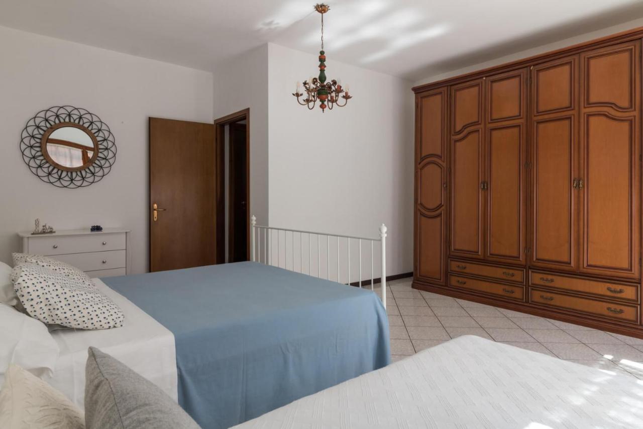 Villa Francesco Appartamento La Ruota Desenzano del Garda Exterior photo