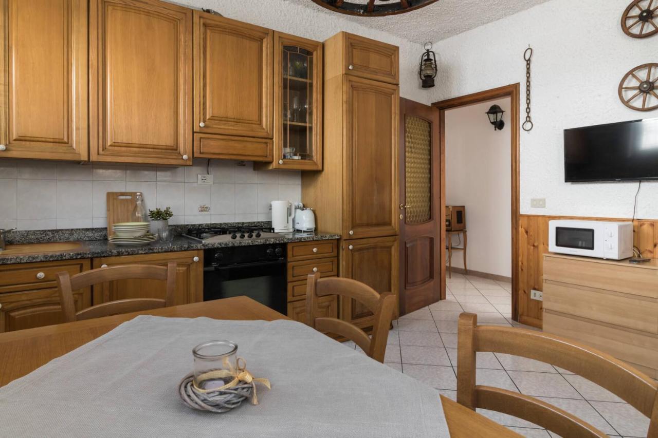 Villa Francesco Appartamento La Ruota Desenzano del Garda Exterior photo